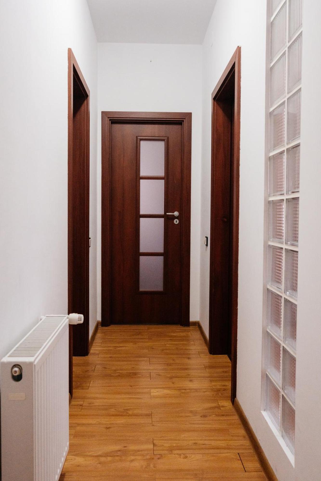 Maan Central Apartment Braşov Buitenkant foto